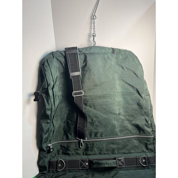 Jeep Brand Garment Bag Luggage Green 24” Folding Hanging Strap Unique - Picture 3 of 10